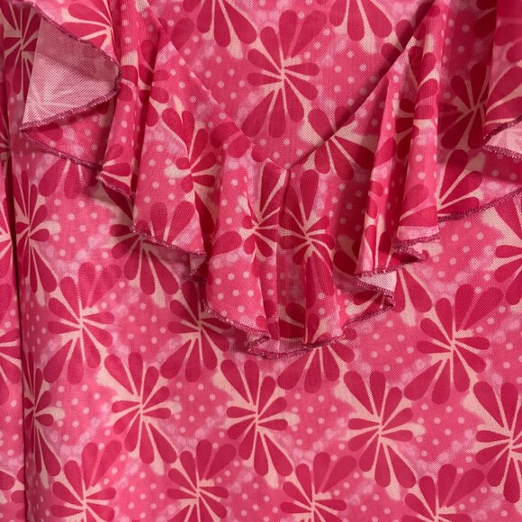 Sleeveless Ruffle V-Neck Mesh Top - Picture 4 of 6